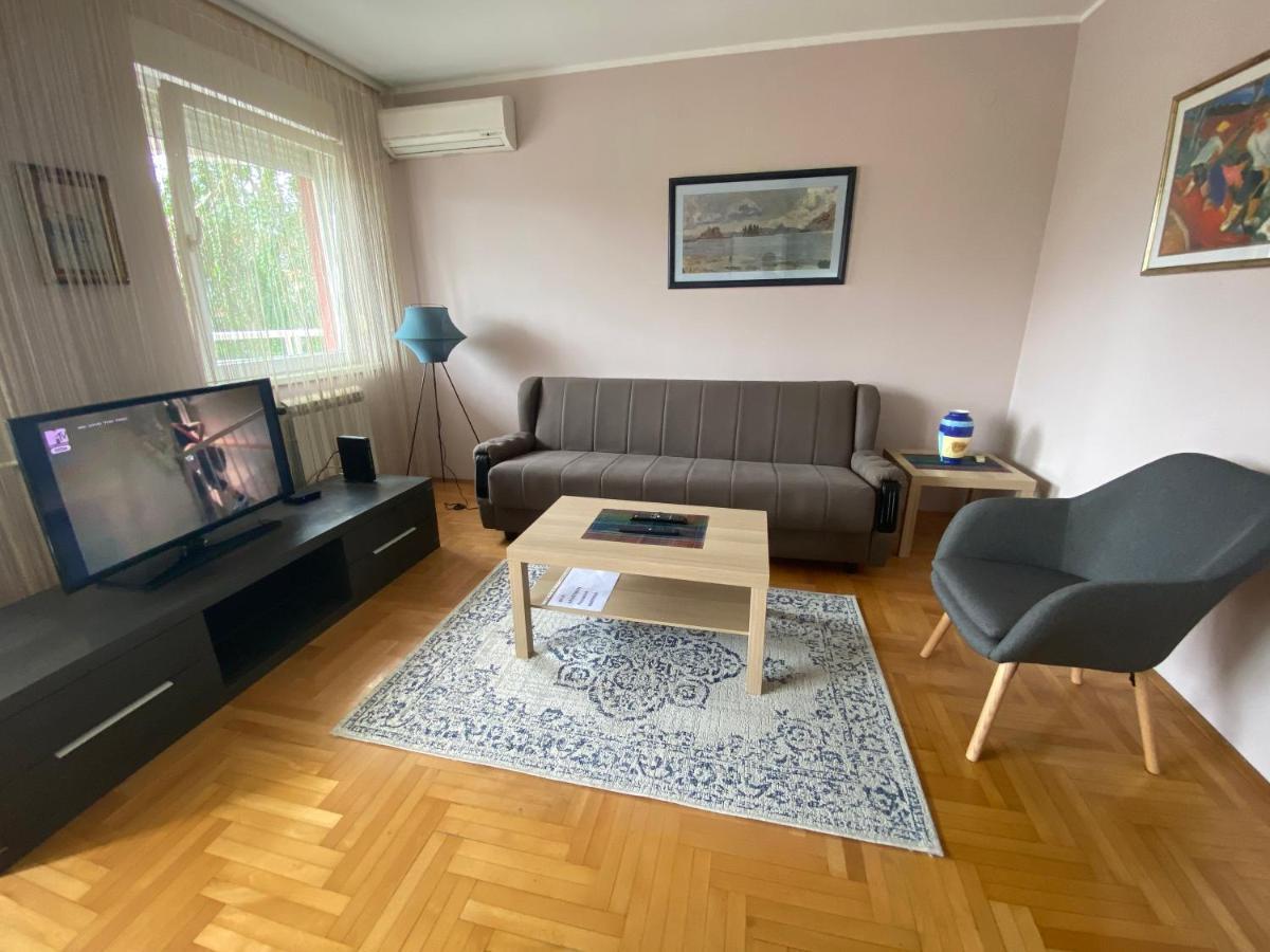 Hill Apartment Beograd Bagian luar foto